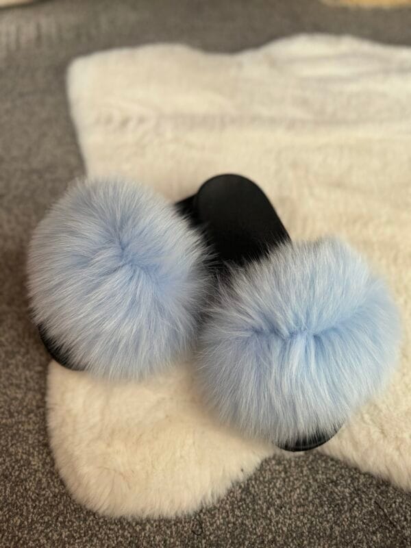 Baby Blue Real Fox Fur Sliders