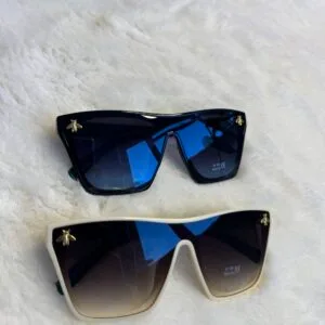 'Melody' square bee Sunglasses- in 2 colours