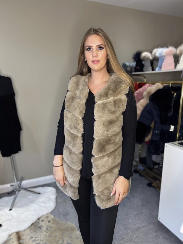 'Pippa'  Taupe Faux Fur Gilet - Image 4