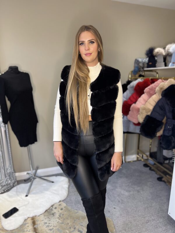 'Pippa'  Black Faux Fur Gilets - Image 4